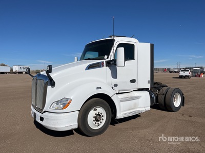 2015 Kenworth T680 4x2 S/A Day Cab Truck Tractor
