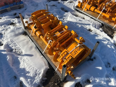 Quantity of (8) 2026 GIYI VCA-8 Excavator Attachments - Fits Cat 301 (Unused)