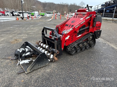 2023 Iron Rhino IR-1000 Mini Chargeuse sur rails compacte