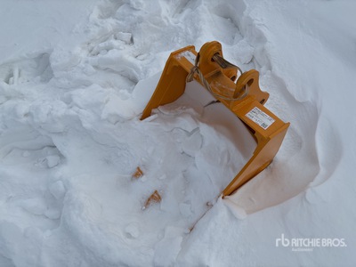 2026 GIYI GY-BK 24 in Digging Excavator Bucket - Fits Cat 305 (Unused)