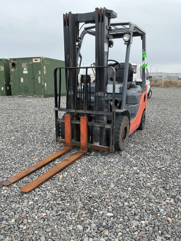 Toyota 8FGU18 Tire Forklift
