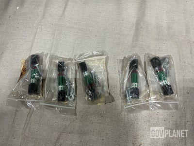 (27) Donaldson P16-4015 Liquid Sight Indicators