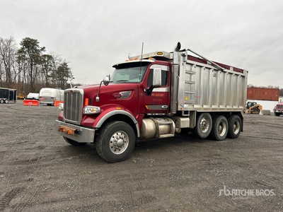 2021 Peterbilt 567 8x4 شاحنة قلابة /ثلاثة محاور