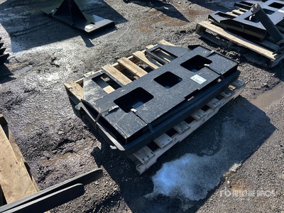 2025 Kit Containers QT-45-FF-42 42 in Forche per mini pala