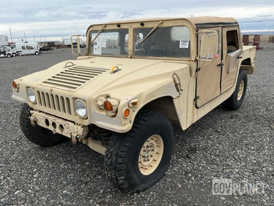 2006 AM General M1097R1 HMMWV 4 Door Soft Top w/Truck Body