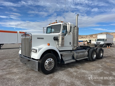 2005 Kenworth W900 6x4 トラックトラクター(T/A)