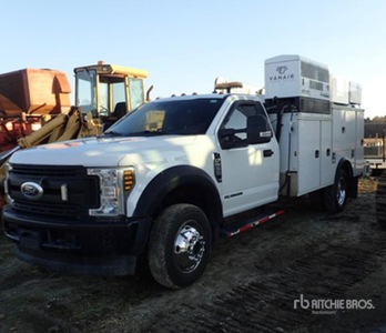 2019 Ford F-550 4x4 Camion de servicios
