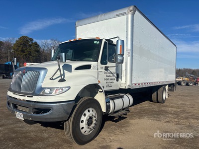 2017 International 4300 4x2 Van Truck