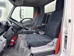 Cab with Seats/armrests