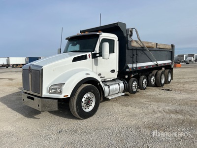 2019 Kenworth T880 12x4 شاحنة قلابة -خمس محاور