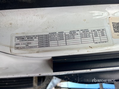 2023 Peterbilt 567 8x4 Wywrotka Tri/A