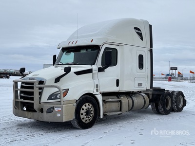 2020 Freightliner Cascadia 126 6x4 T/A Sleeper Truck Tractor