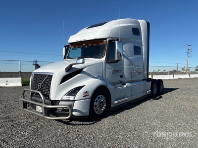 2024 Volvo VNL64T 6x4 Cabeza Tractora Cabina Dormitorio