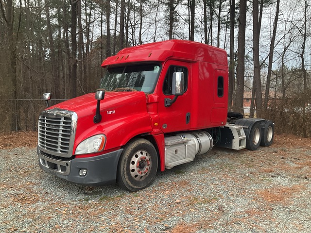 2018 Freightliner PX125064ST 6x4 T/A Sleeper Truck Tractor (Inoperable)