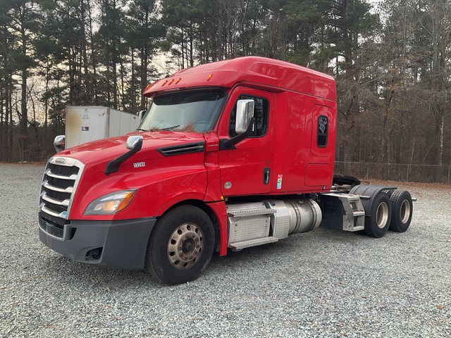 2020 Freightliner PT126SLP 6x4 T/A Sleeper Truck Tractor