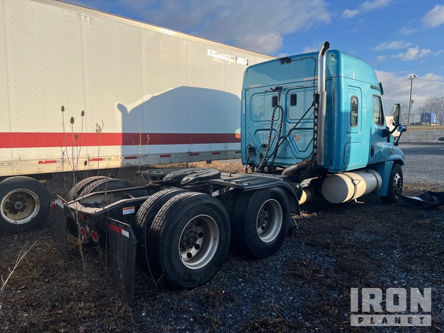 CAMIóN CAMAROTE 2016 FREIGHTLINER