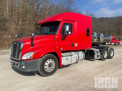 2018 Freightliner Cascadia 125 6x4 T/A Sleeper Truck Tractor