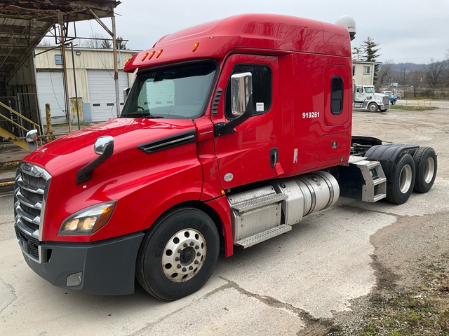 2019 Freightliner PT126SLP 6x4 T/A Sleeper Truck Tractor
