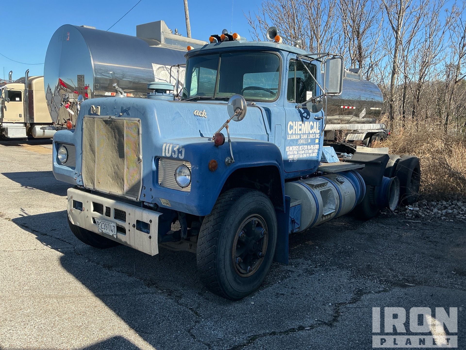 1987 Mack Trucks 6x4 T/A Day Cab Truck Tractor in Memphis