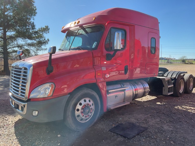 2019 Freightliner Cascadia 6x4 T/A Sleeper Truck Tractor (Inoperable)