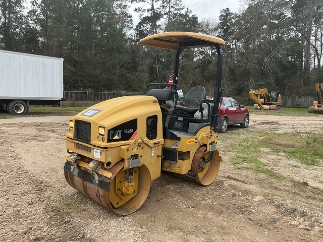 2016 Cat CB24B Double Drum Roller
