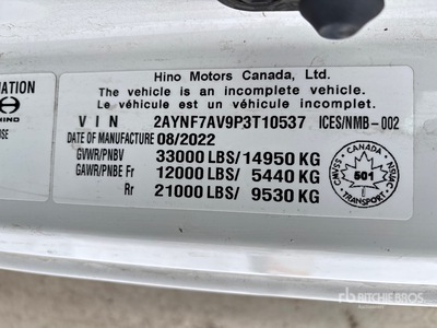 2023 Hino L7 4x2 Furgoneta caja cerrada