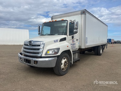 2015 Hino 308 4x2 Van Truck