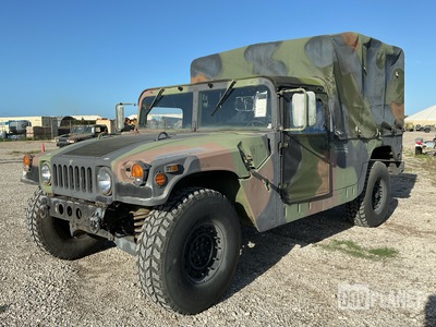 2007 AM General M1097R1 HMMWV 2 Door Soft Top w/Truck Body