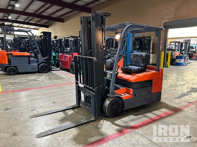 Toyota 7FBEU20 3450 lb Electric Forklift (Inoperable)