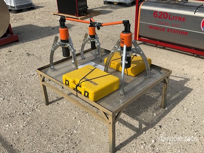 Quantity of (3) MAKMAN Hydraulic Gear Puller (Unused)