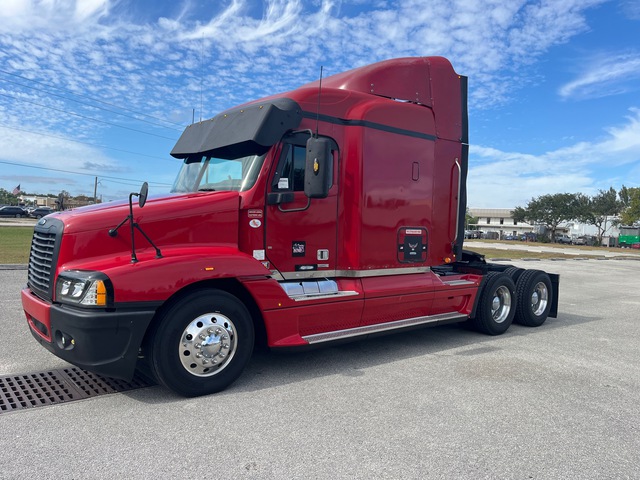 2007 Freightliner Century Class CST120 6x4 T/A Sleeper Truck Tractor