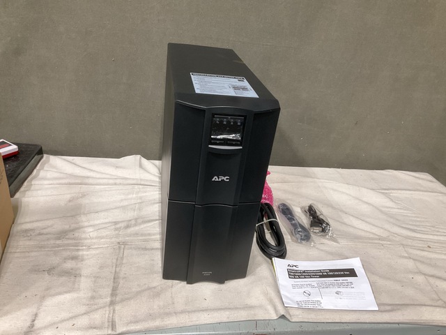 (13) APC Smart-UPS 2200 Battery Power Supplies