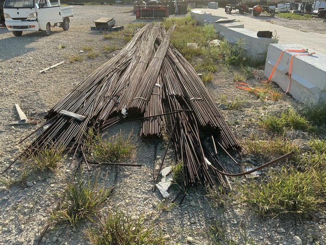(667) 40' x 1/2" Rebars