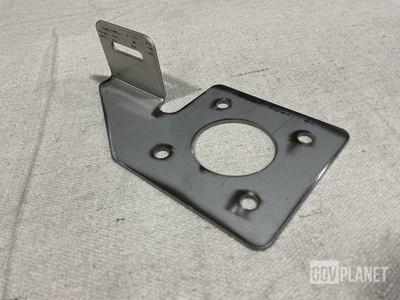 (38) Boeing 527-19267-2 Mounting Brackets