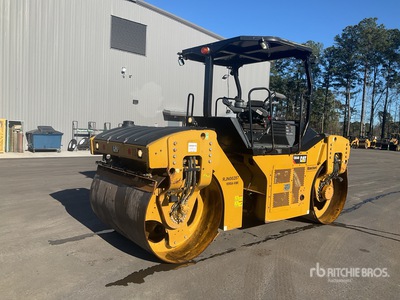 2016 Cat CB54B Rullo vibrante tandem