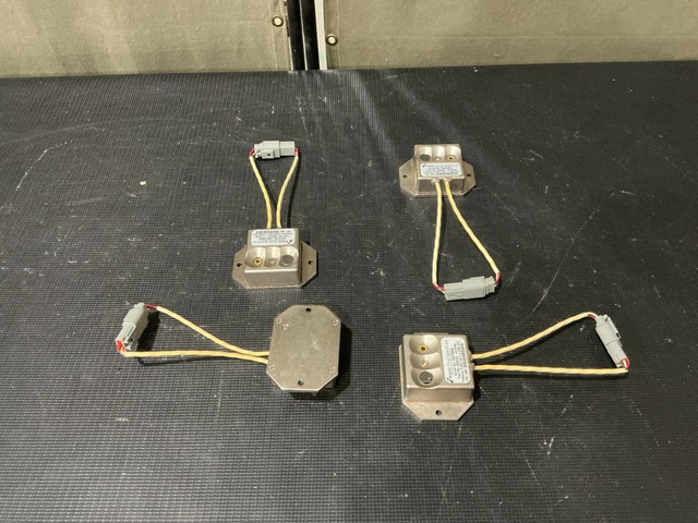 (4) Kidde Dual Spectrum 421696 Alarm Controls