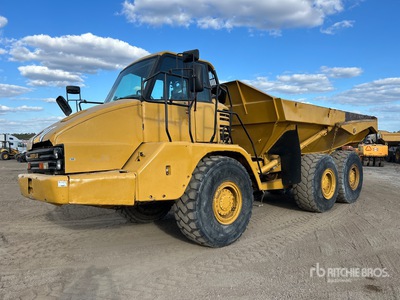 2007 Cat 725 Kiepwagen met knikbesturing