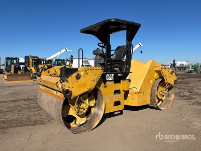 2013 Cat CB54XW Double Drum Roller