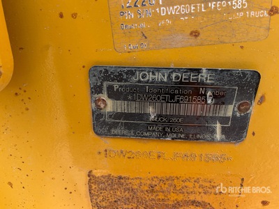 2018 John Deere 260E を見 Articulated Dump Truck