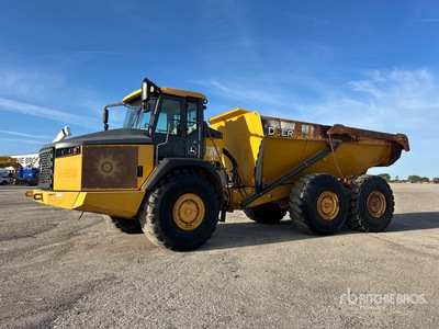 2019 John Deere 410E Articulated Dump Truck