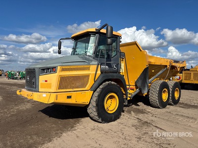 2019 John Deere 260E Articulated Dump Truck