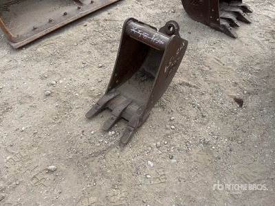 Tag 12 in Q/C Digging Excavator Bucket