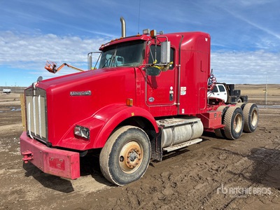 2013 Kenworth T800 6x4 Cabina con cuccetta per trattore stradale (Inoperable)