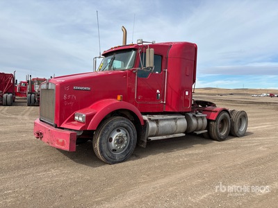 2012 Kenworth T800 6x4 تراكتور شاحنة كابينة النوم (ثنائية المحور)