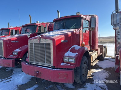 2015 Kenworth T800 T/A Sleeper Truck Tractor