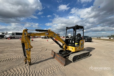 2022 Cat 303.5 CR Mini Excavadora