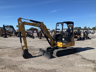 2022 Cat 304 Minibagger