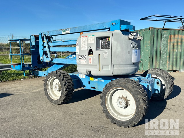 ELEVADOR ARTICULADO 2004 GENIE 4WD Z4525