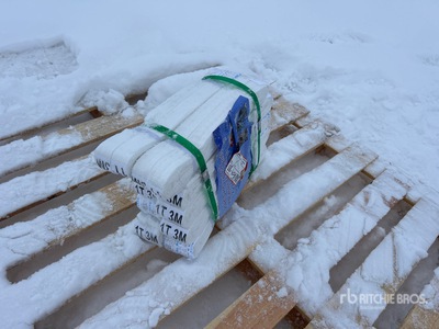 Quantity of (20) Heavy Duty Industrial Polyester Lifting Strap 1.2 In X 9.8 Ft 2200 Lbs (Unused)