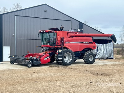 2013 Case IH 8230 Combine Harvester